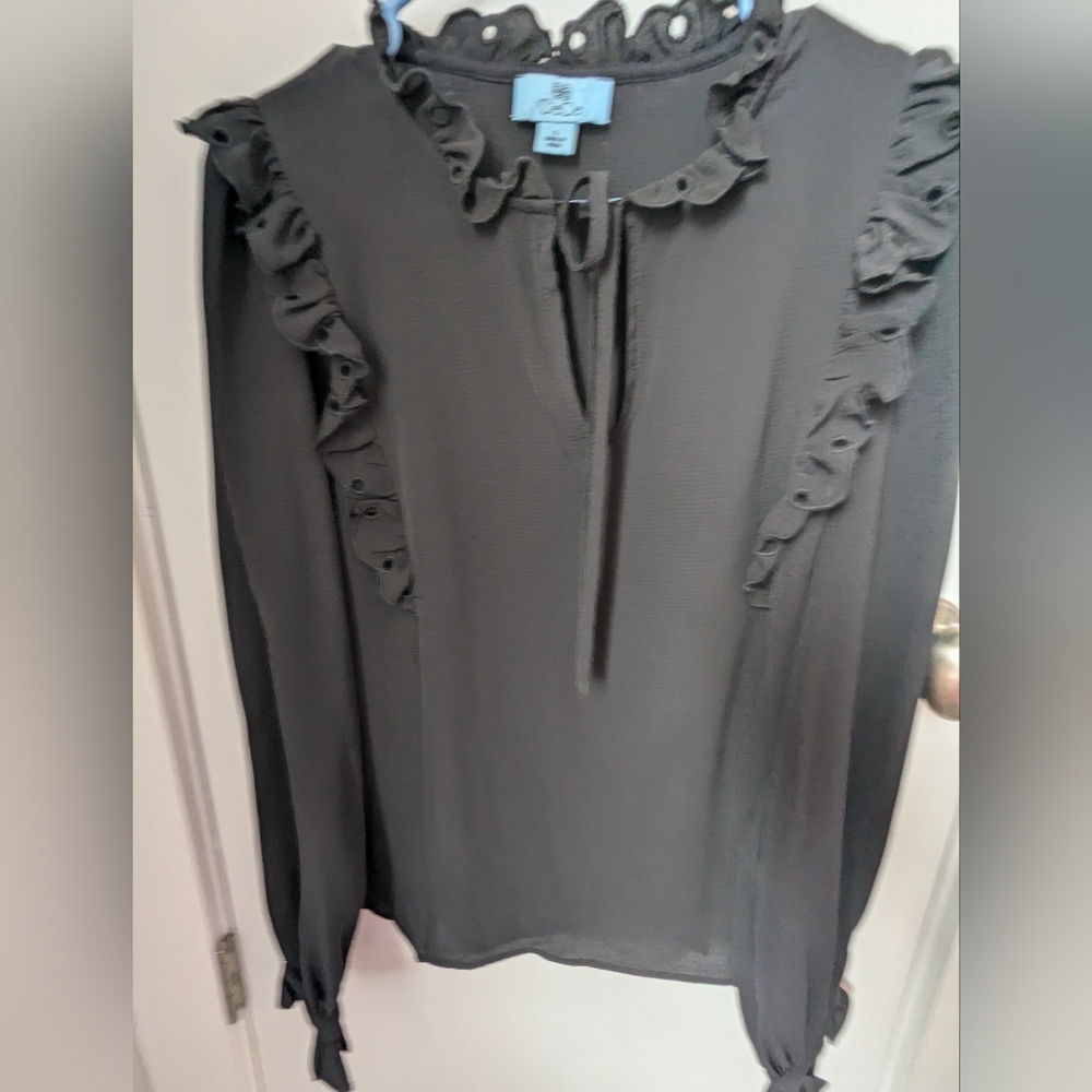Ladies CECE Long Sleeve Ruffle Blouse Size Small